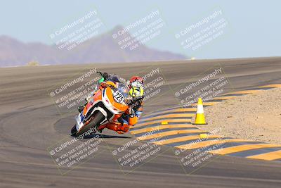 media/Oct-07-2023-CVMA (Sat) [[f84d08e330]]/Race 13 500 Supersport-350 Supersport/